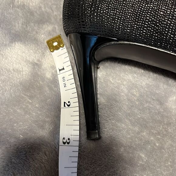 Stuart Weiztman Black Snakeskin Heels - Picture 7 of 7